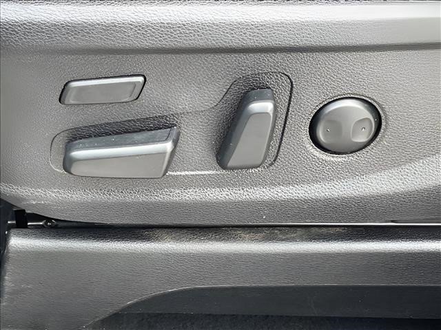 Used 2022 Wolf Gray Kia SX image 18