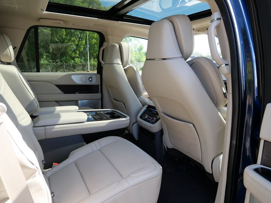 Certified Used 2019 Blue Lincoln Reserve image 13