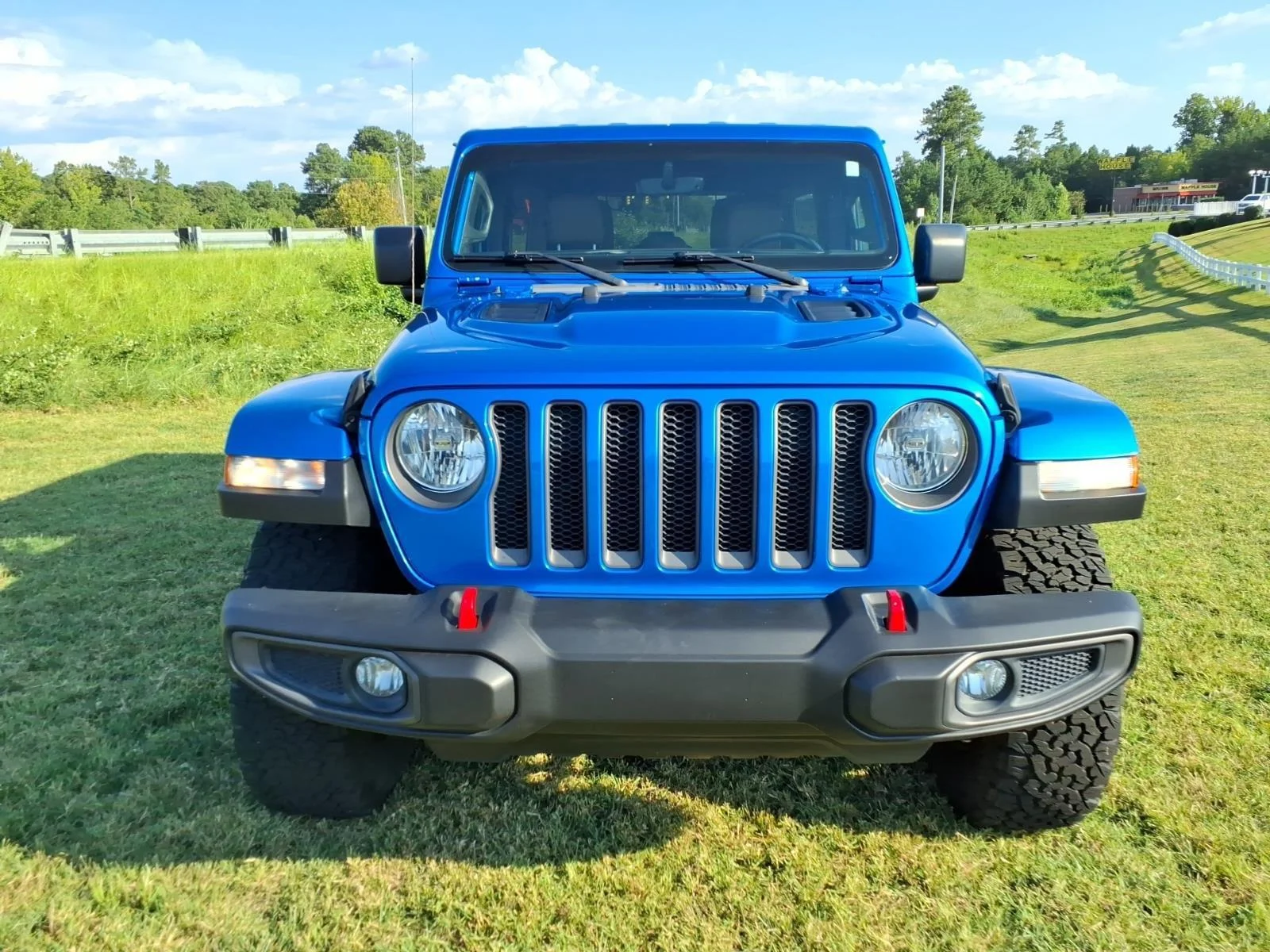 Used 2021 Hydro Blue Pearlcoat Jeep Unlimited Rubicon image 8