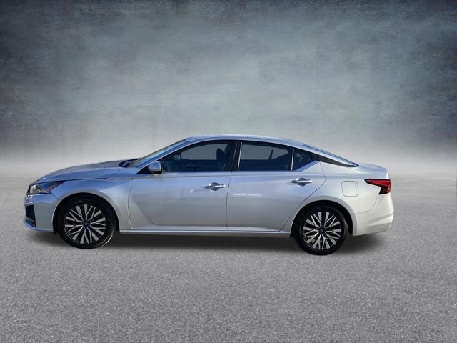 Used 2023 Brilliant Silver Metallic Nissan 2.5 SV image 26
