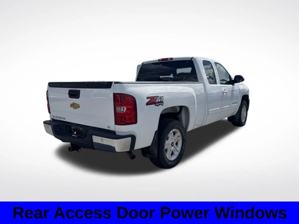 Used 2013 Summit White Chevrolet LT image 4
