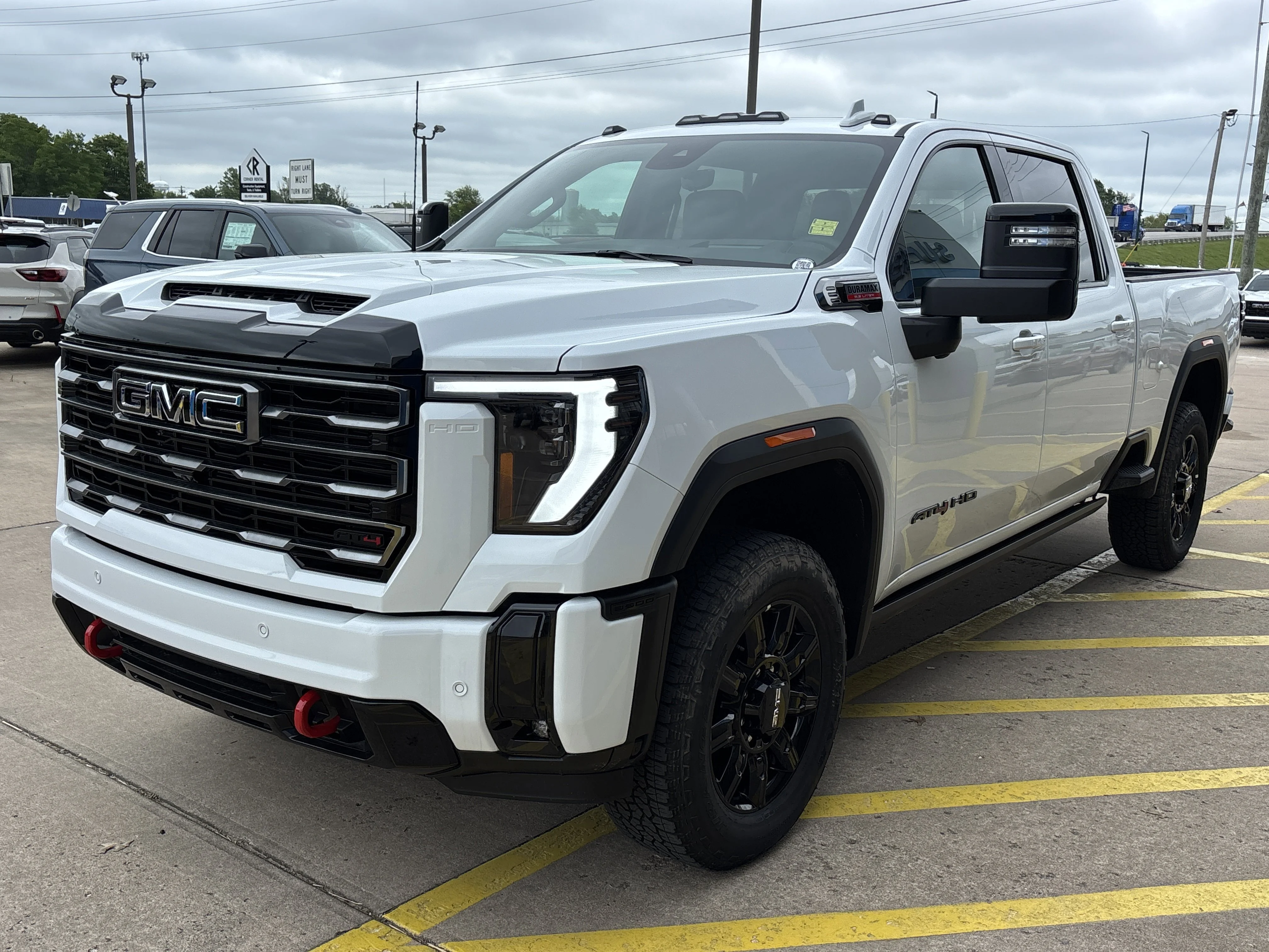 2026 GMC Sierra 3500HD AT4 - Photo 11
