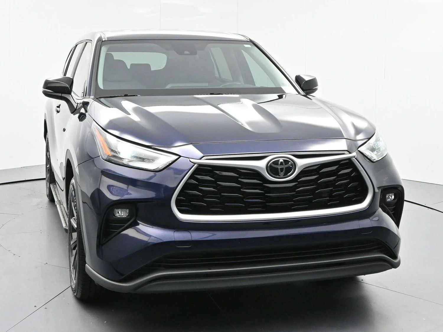 Used 2023 Blueprint Toyota L image 2