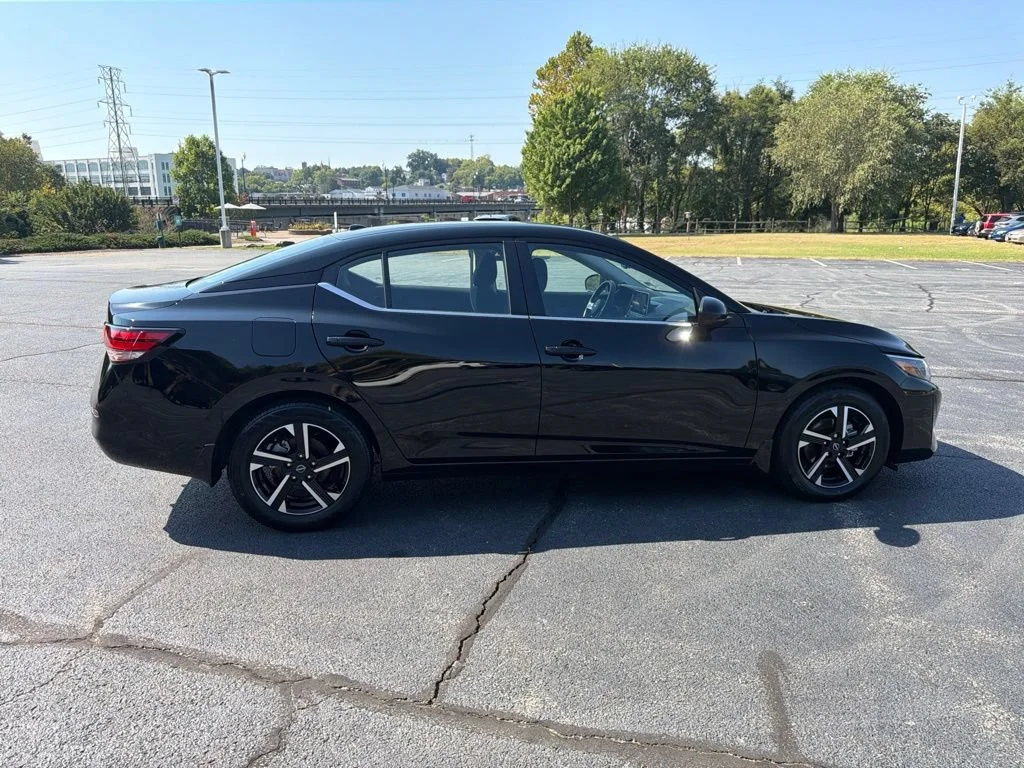 Used 2025 Super Black Nissan SV image 9