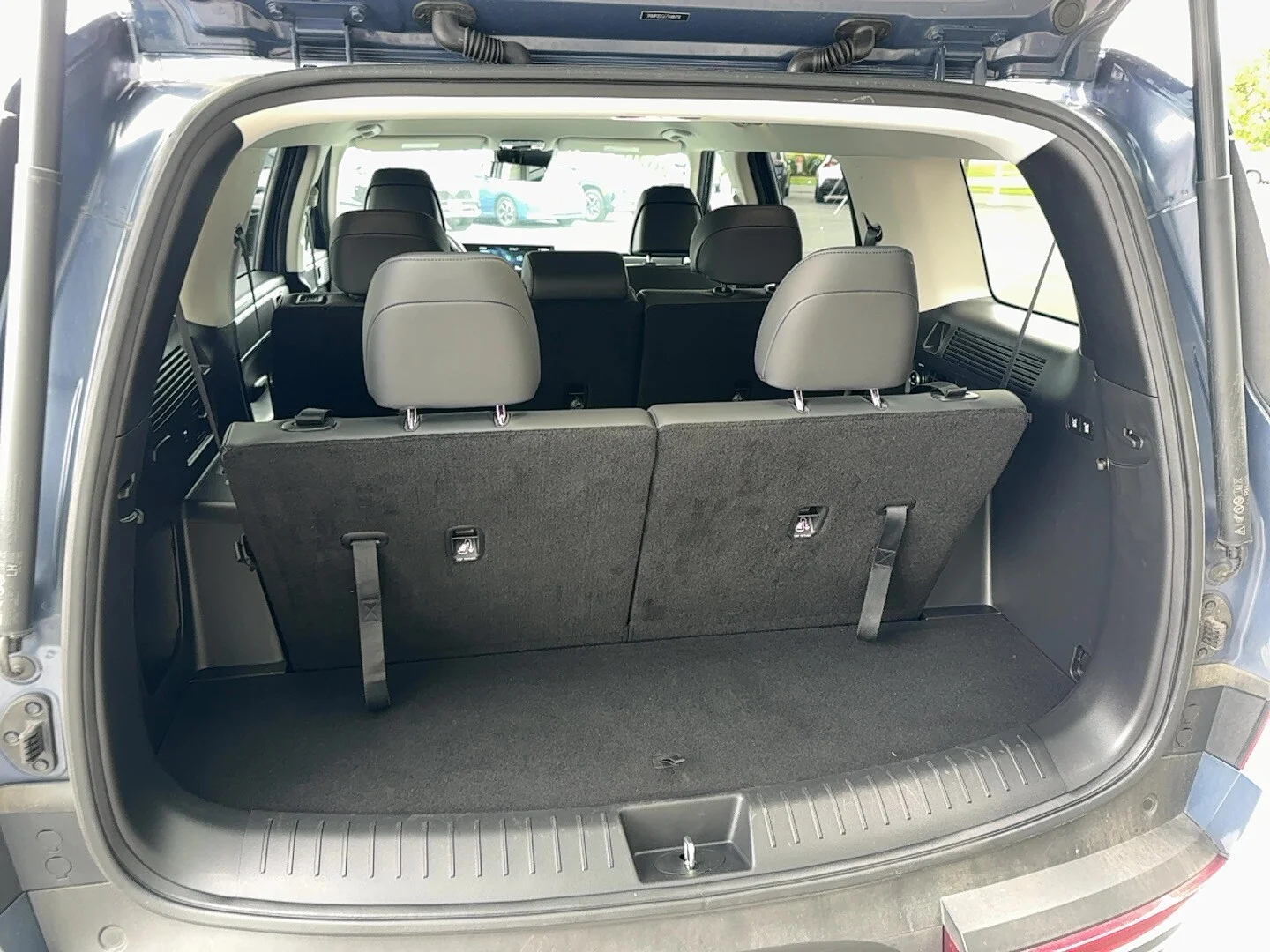 Used 2026 Atlantis Blue Hyundai SEL image 30