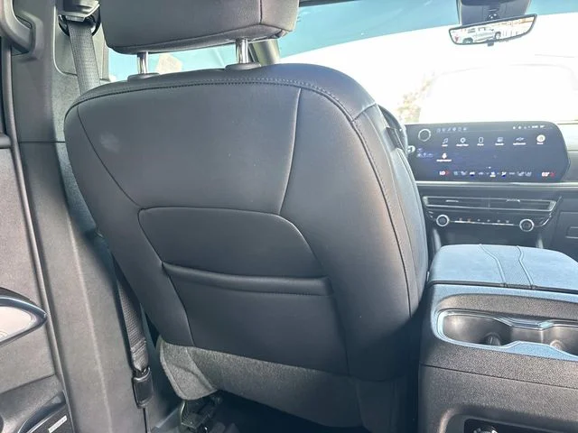Used 2025 Black Chevrolet High Country image 20