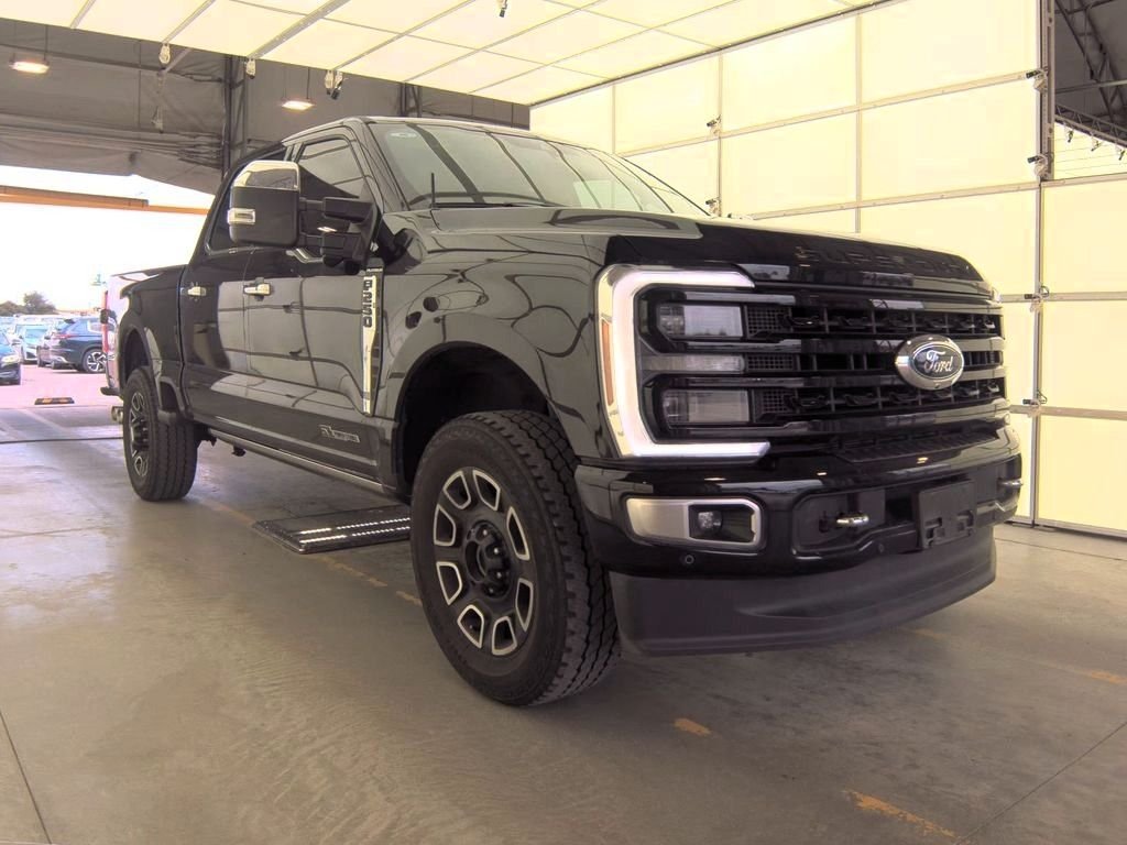 2024 Ford F-250 Platinum 4x4 Crew Cab 8' Box's photo