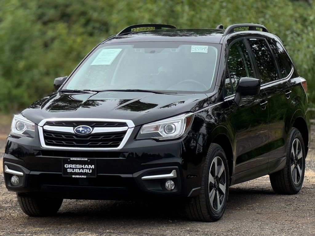 Used 2018 Crystal Black Silica Subaru 2.5i Limited image 3