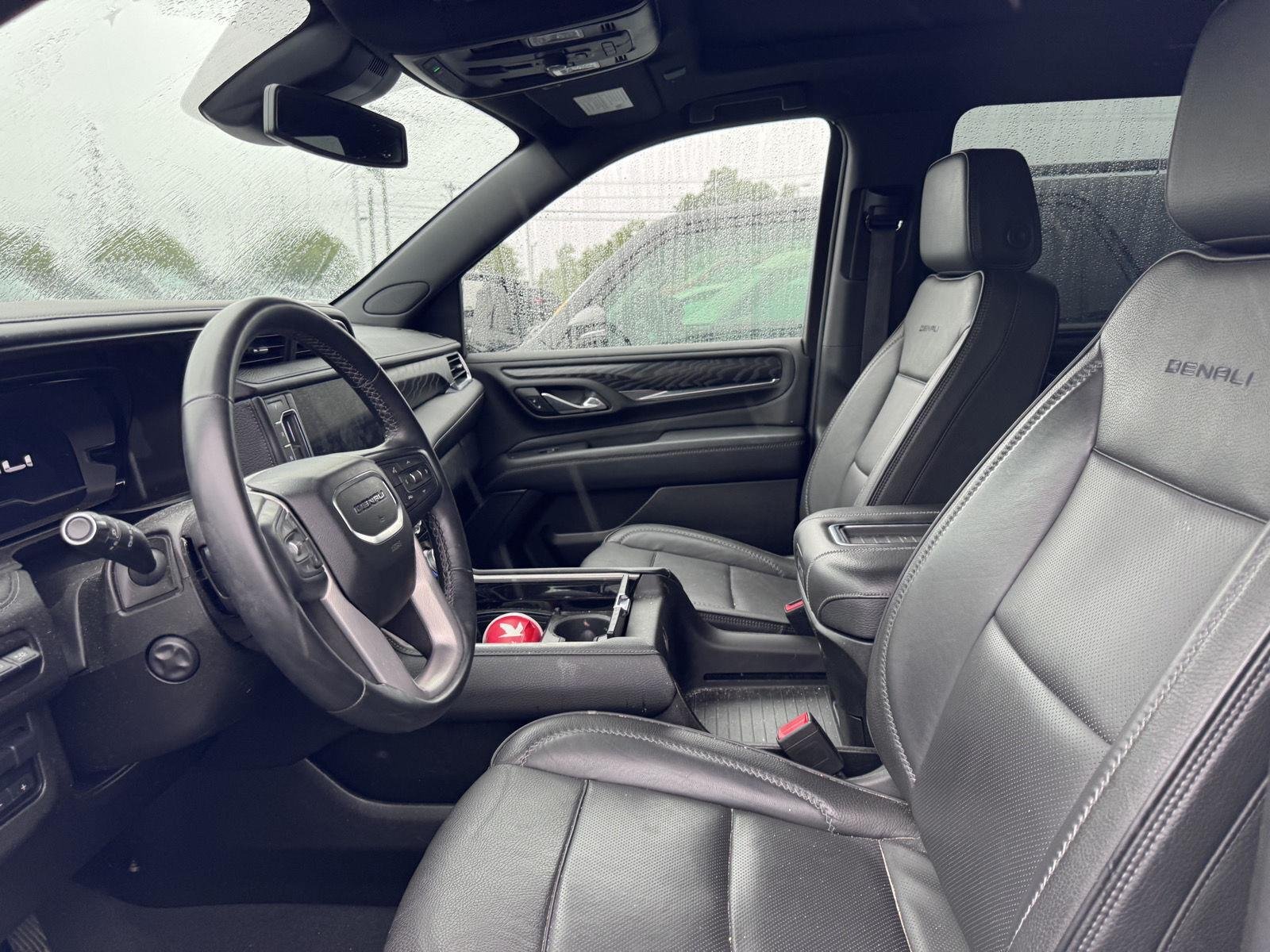 Used 2023 Onyx Black GMC Denali image 10