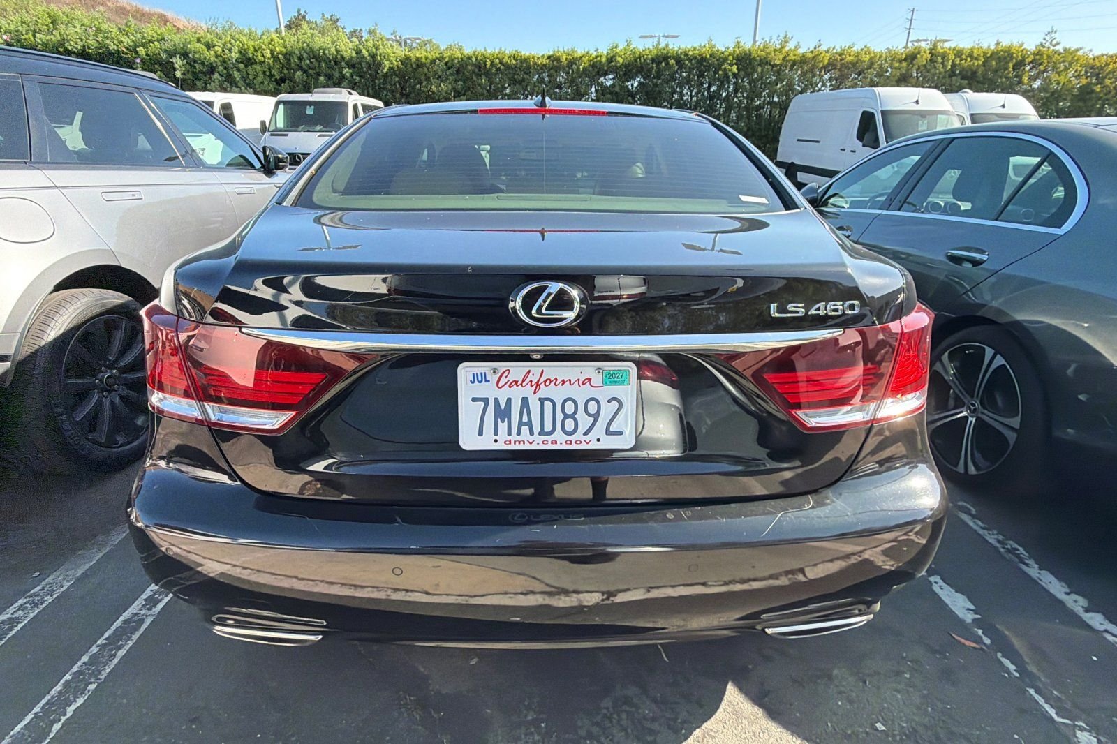Used 2015 Black Lexus 460 image 9