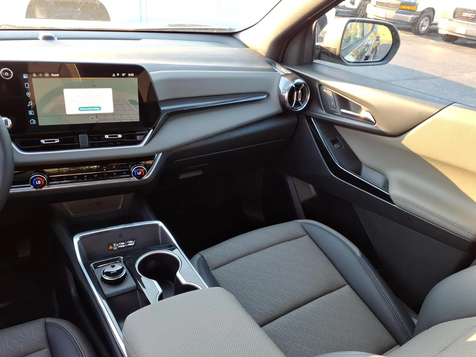 2027 Chevrolet Equinox LT - Photo 13