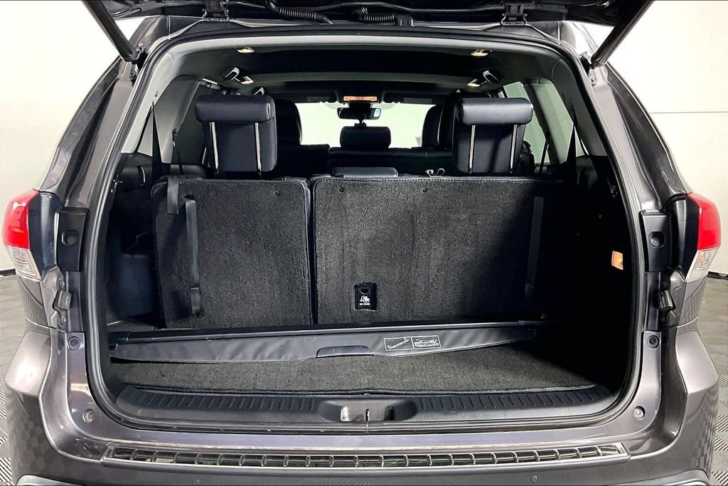 Certified Used 2019 Gray Toyota Limited image 29