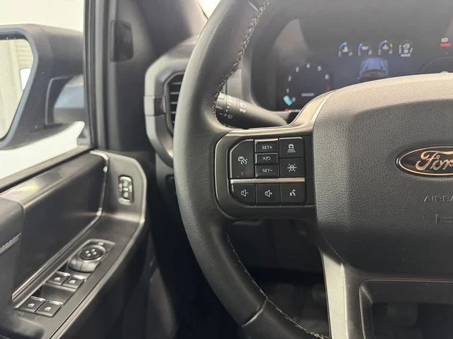 Used 2024 Avalanche Ford XLT image 24