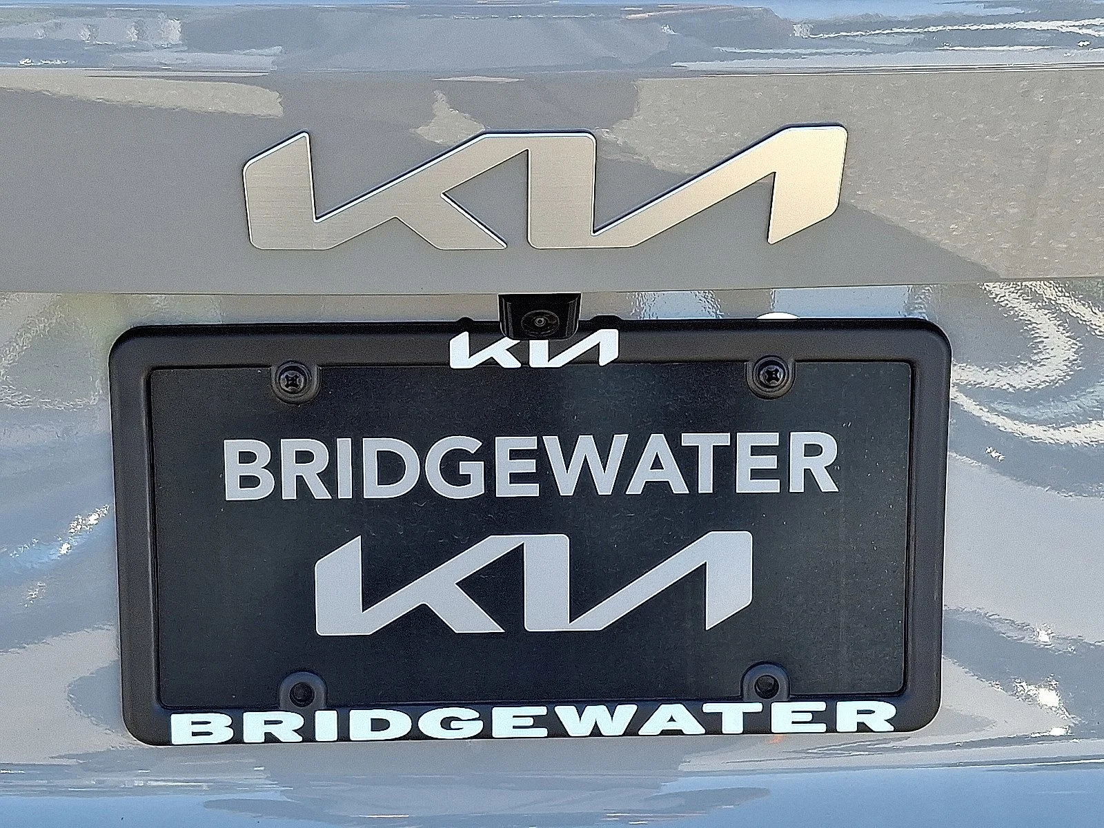 New 2026 Wolf Gray Kia S image 6