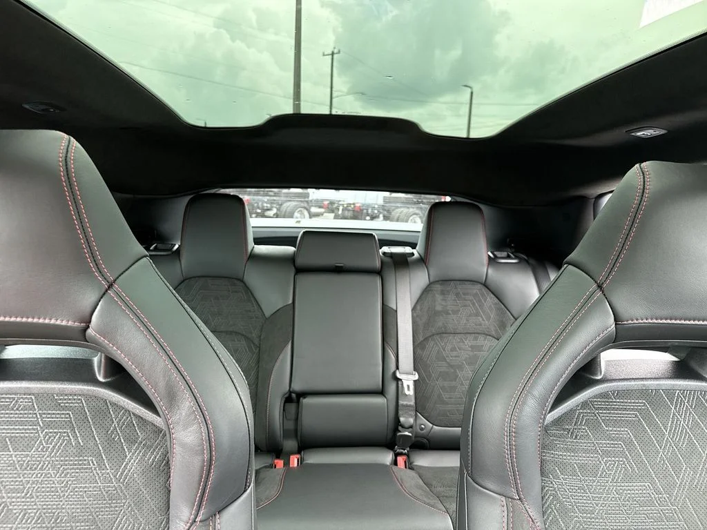 New 2026 Bludicrous Exterior Paint Dodge R/T Scat Pack image 32