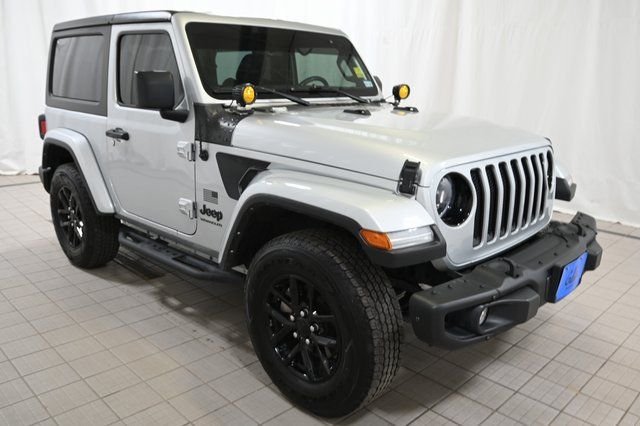 Used 2023 Silver Jeep Freedom Edition image 14