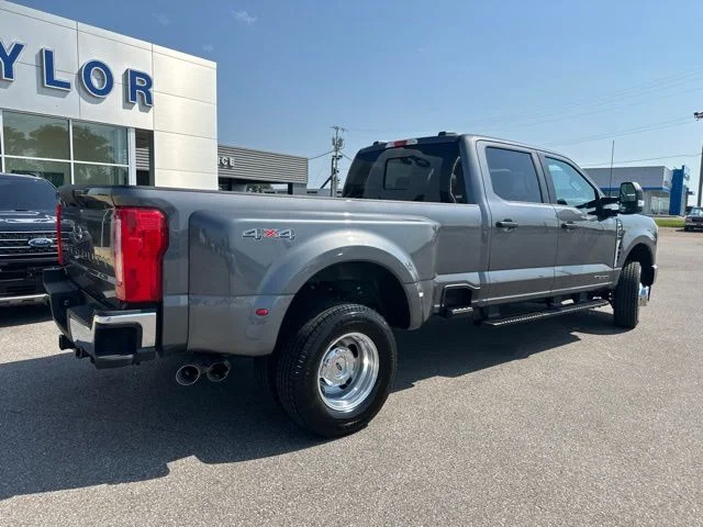 Used 2026 Carbonized Gray Metallic Ford XL image 19