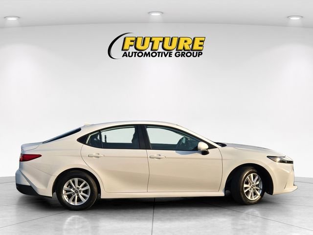 Used 2025 White Toyota LE image 3
