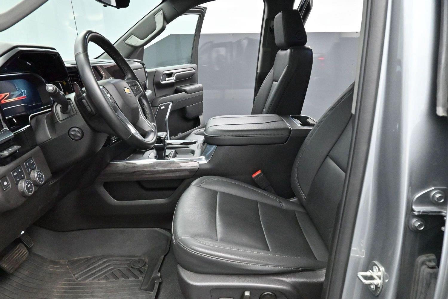 Used 2024 Sterling Gray Metallic Chevrolet LTZ image 12