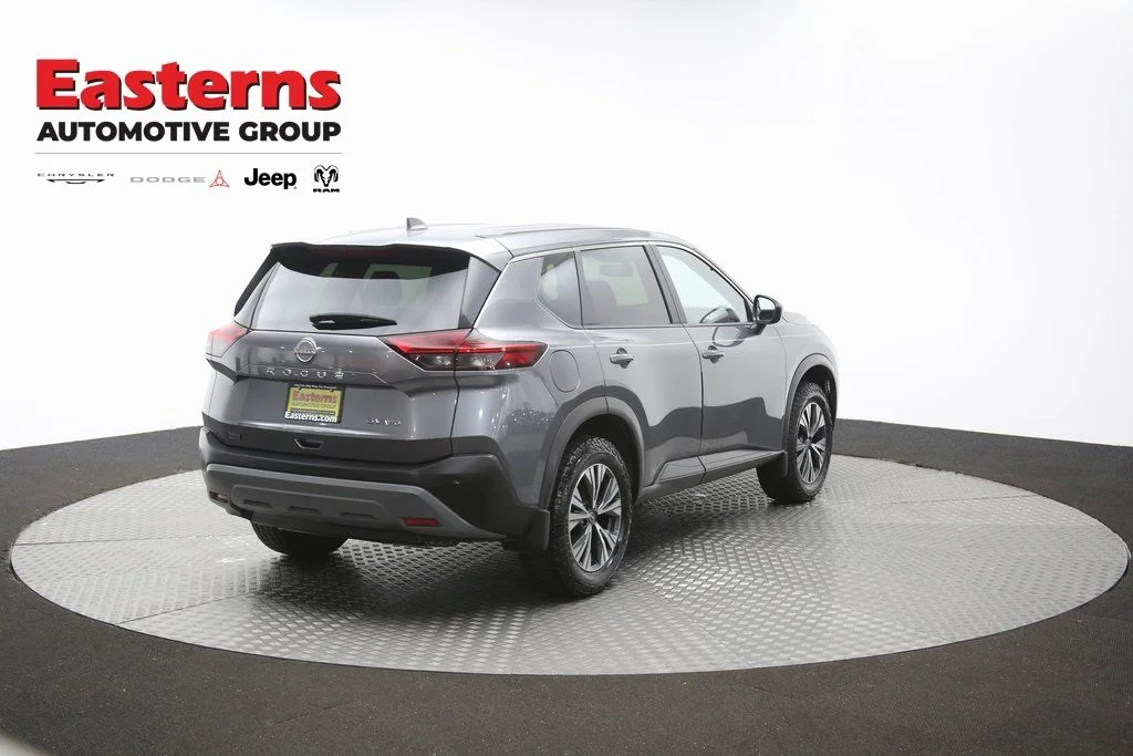 Used 2023 Gray Nissan SV image 40