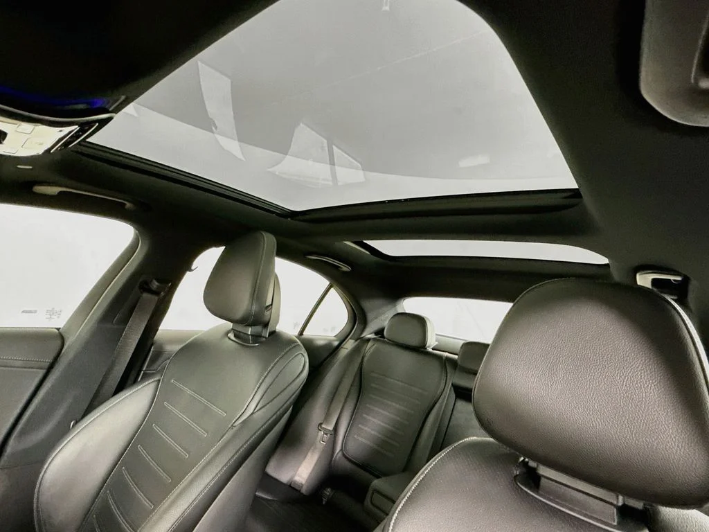 Used 2022 White Mercedes-Benz C 300 image 22