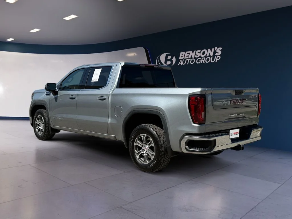 Used 2025 Silver GMC SLT image 3