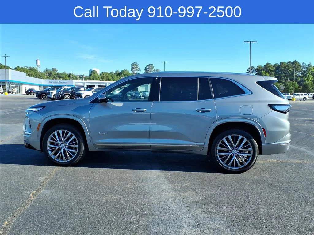 Used 2025 Moonstone Gray Metallic Buick Avenir image 4