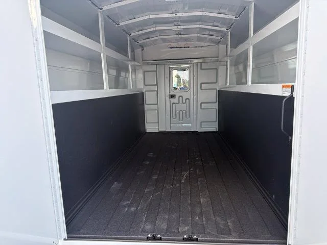 New 2027 Oxford White Ford E-350 SRW image 35