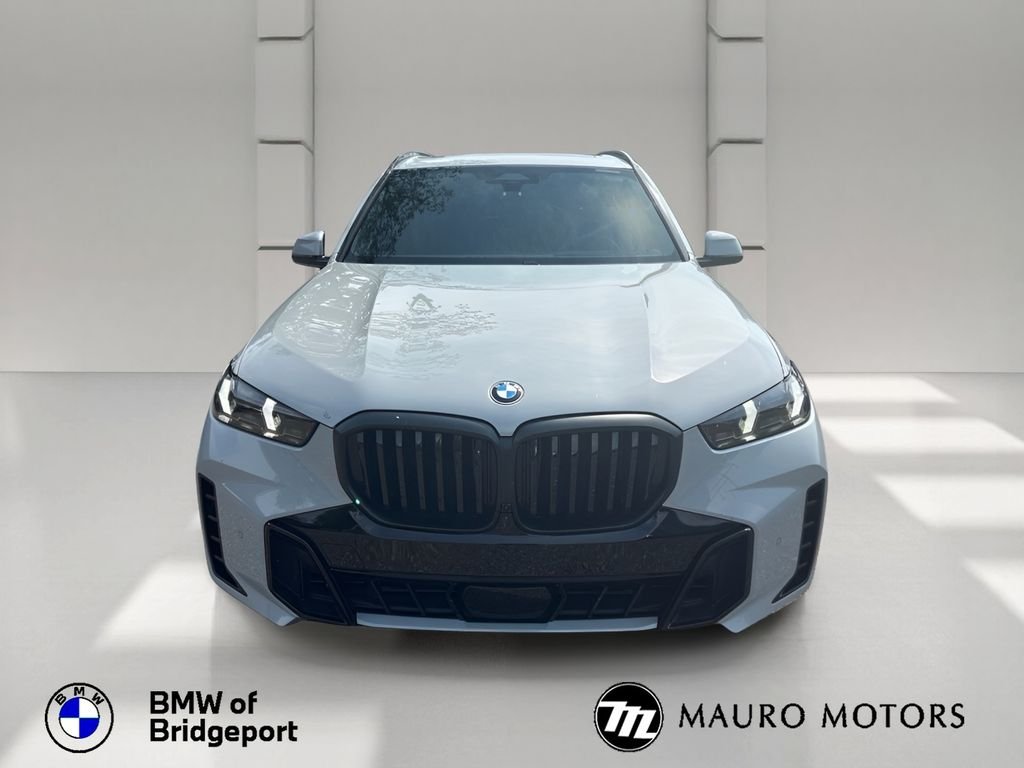 Certified Used 2024 Gray BMW xDrive40i image 9