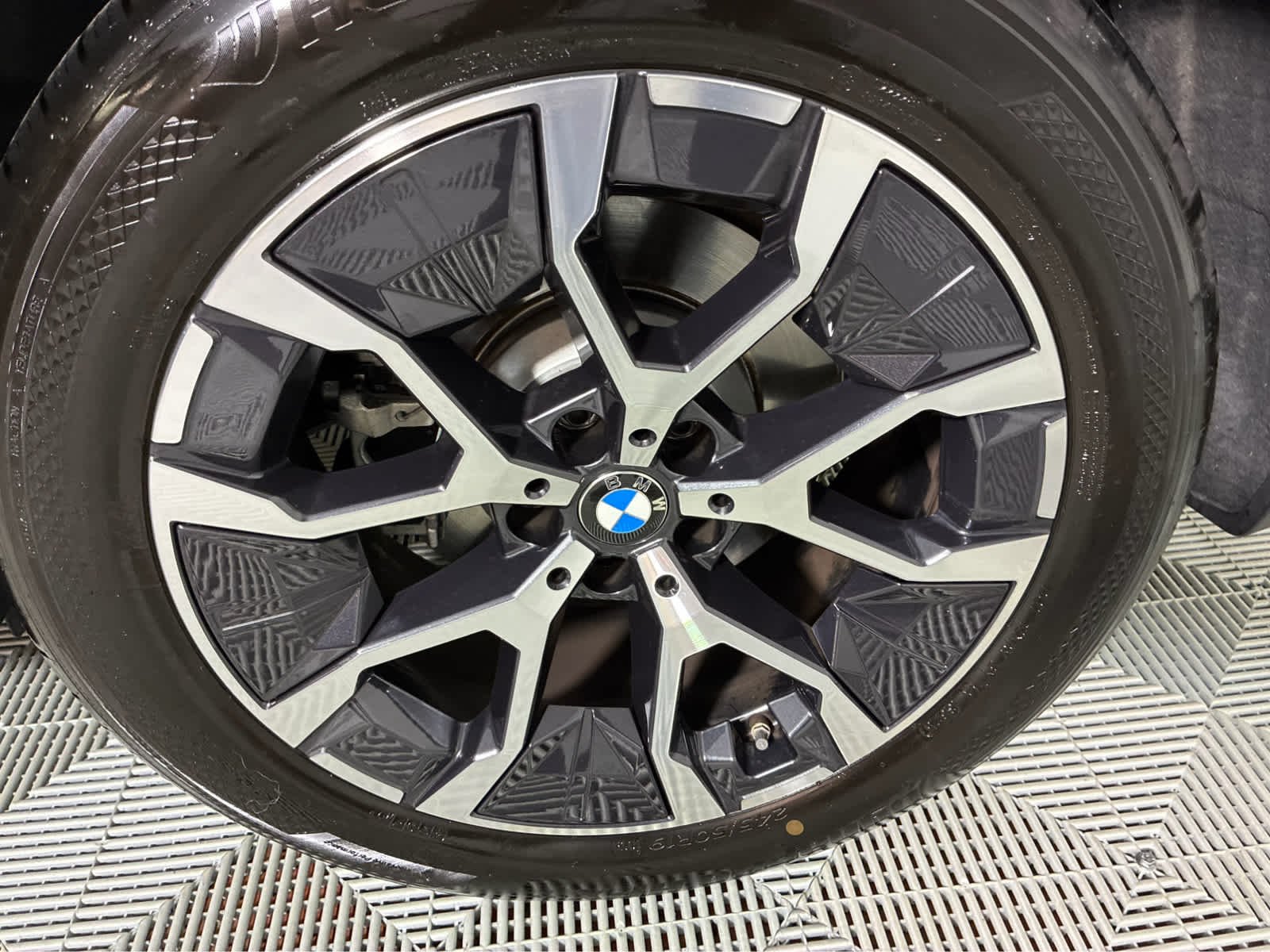 Used 2026 Black Sapphire Metallic BMW 30 xDrive image 10