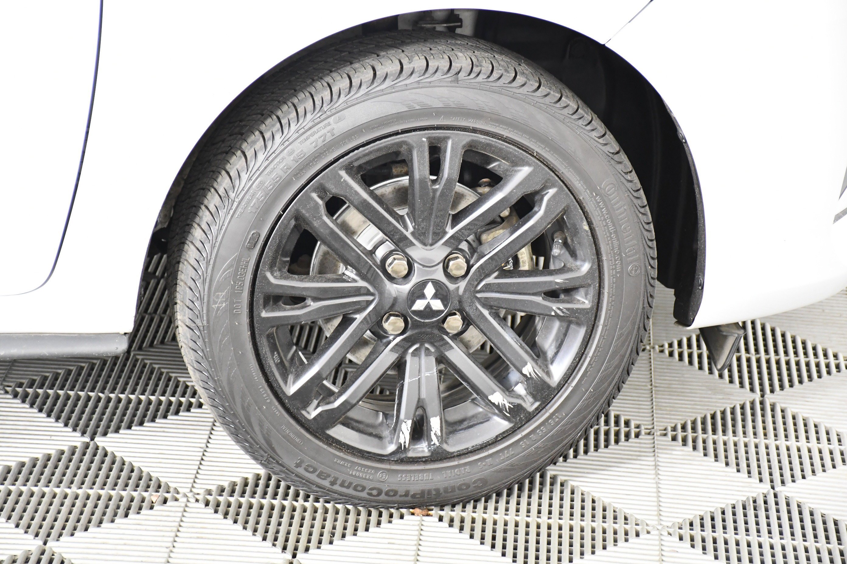 Used 2022 White Mitsubishi Black Edition image 50