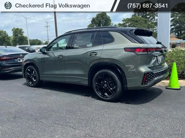 New 2026 Green Volkswagen 2.0T SE R-Line Black image 6