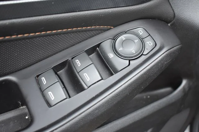 Used 2018 Black Chevrolet Premier image 11