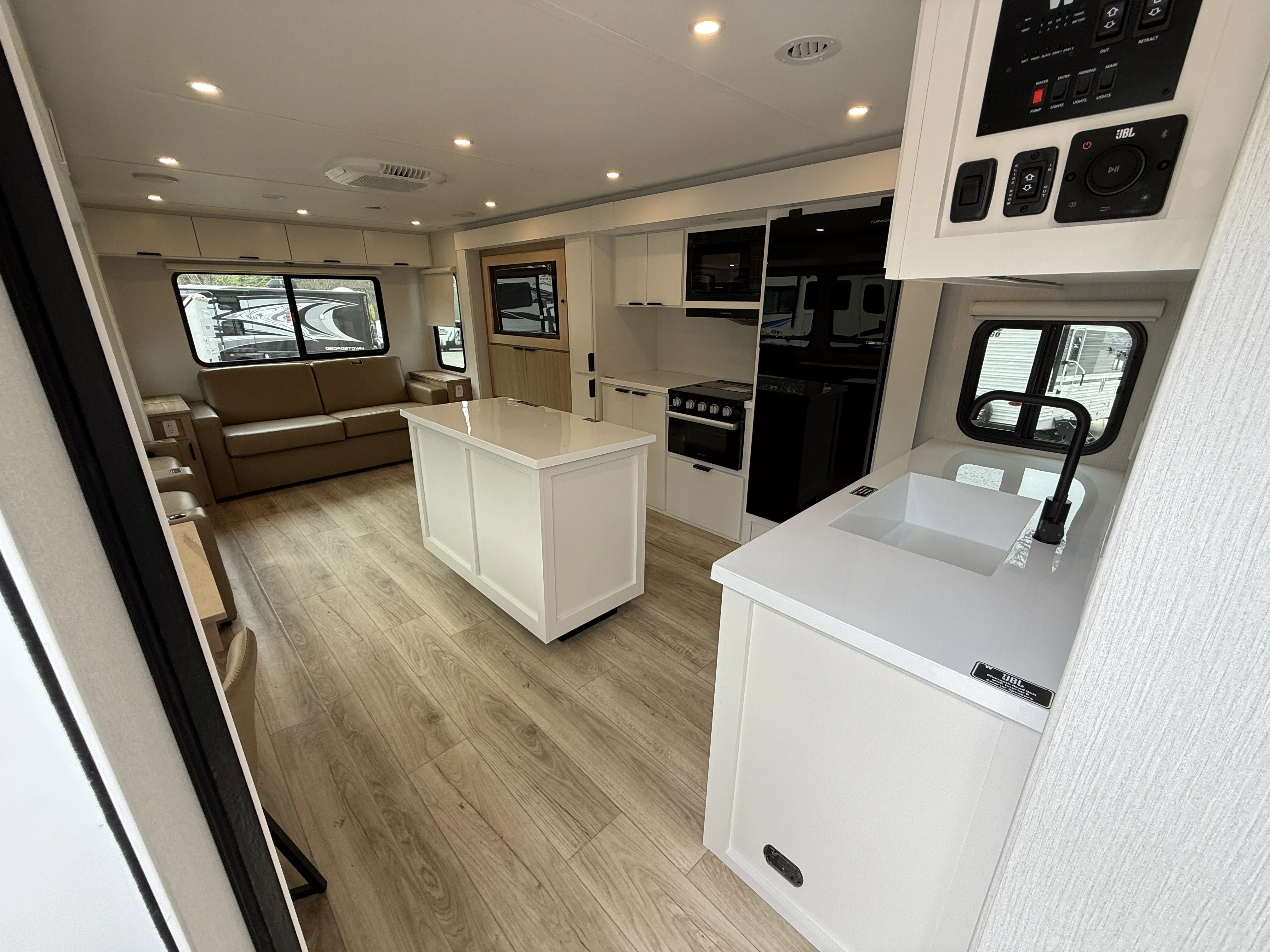 New 2026  Winnebago  image 17