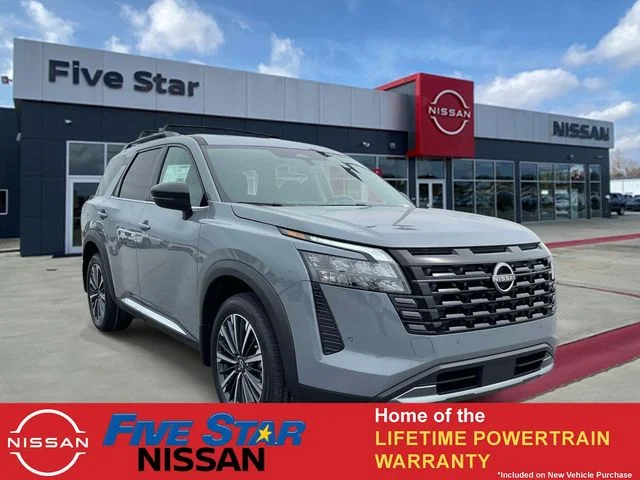 2026 Nissan Pathfinder Platinum 2WD's photo
