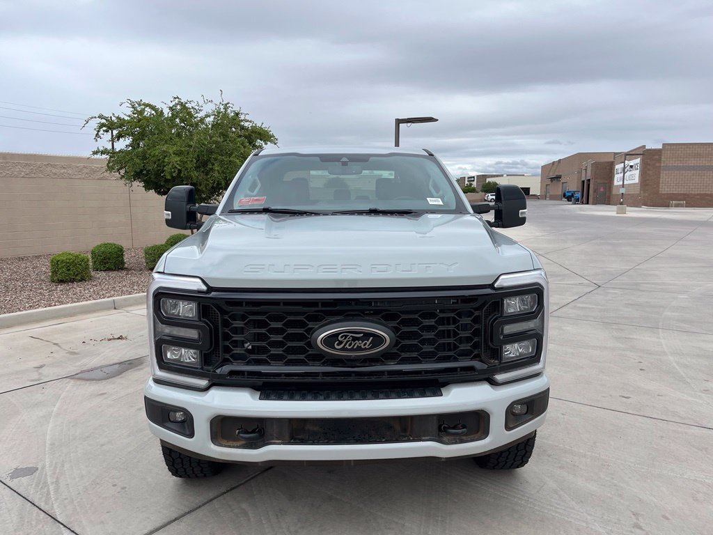 Certified Used 2025 White Ford Lariat image 3