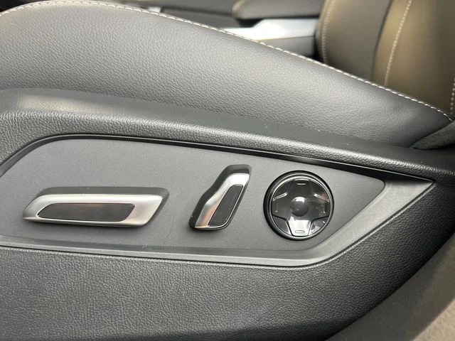 New 2026 Platinum White Pearl Acura Base image 14