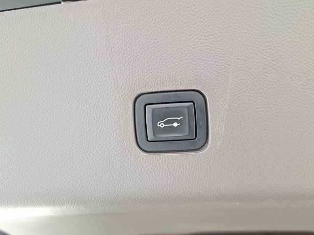 Used 2019 Gray Chevrolet 3LT image 33