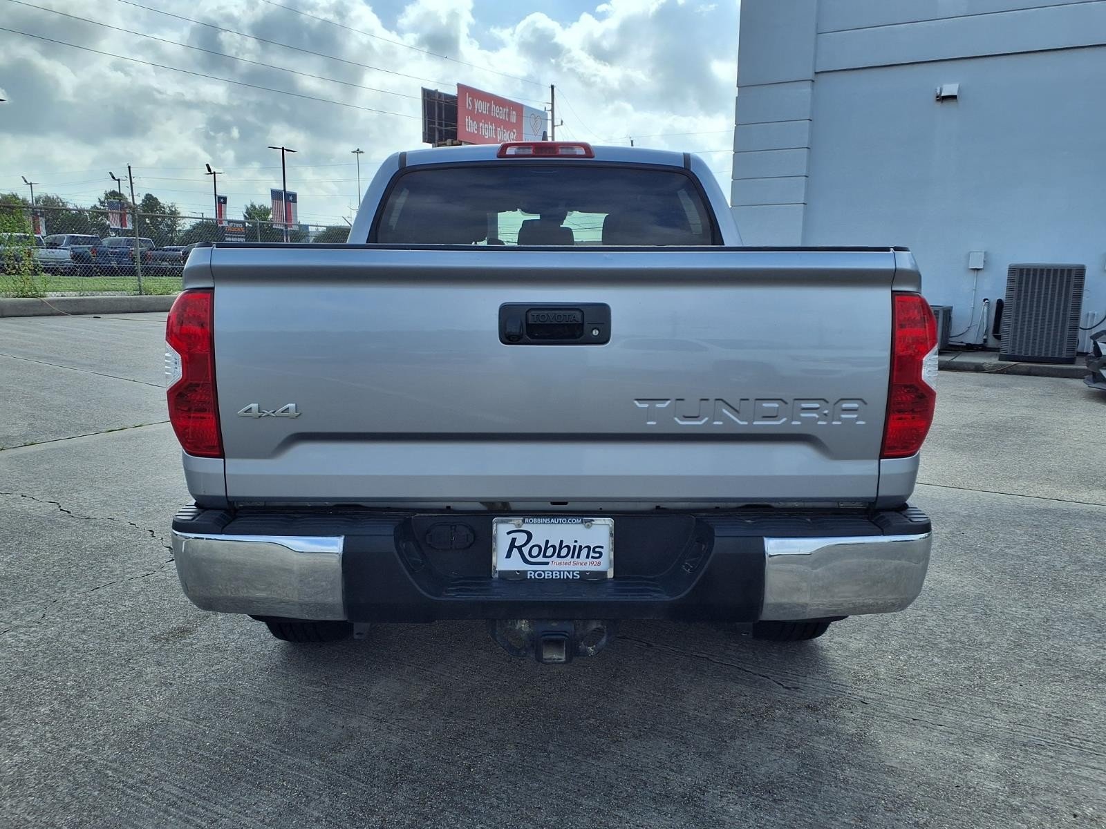 2021 Toyota Tundra 4WD SR5 - 5