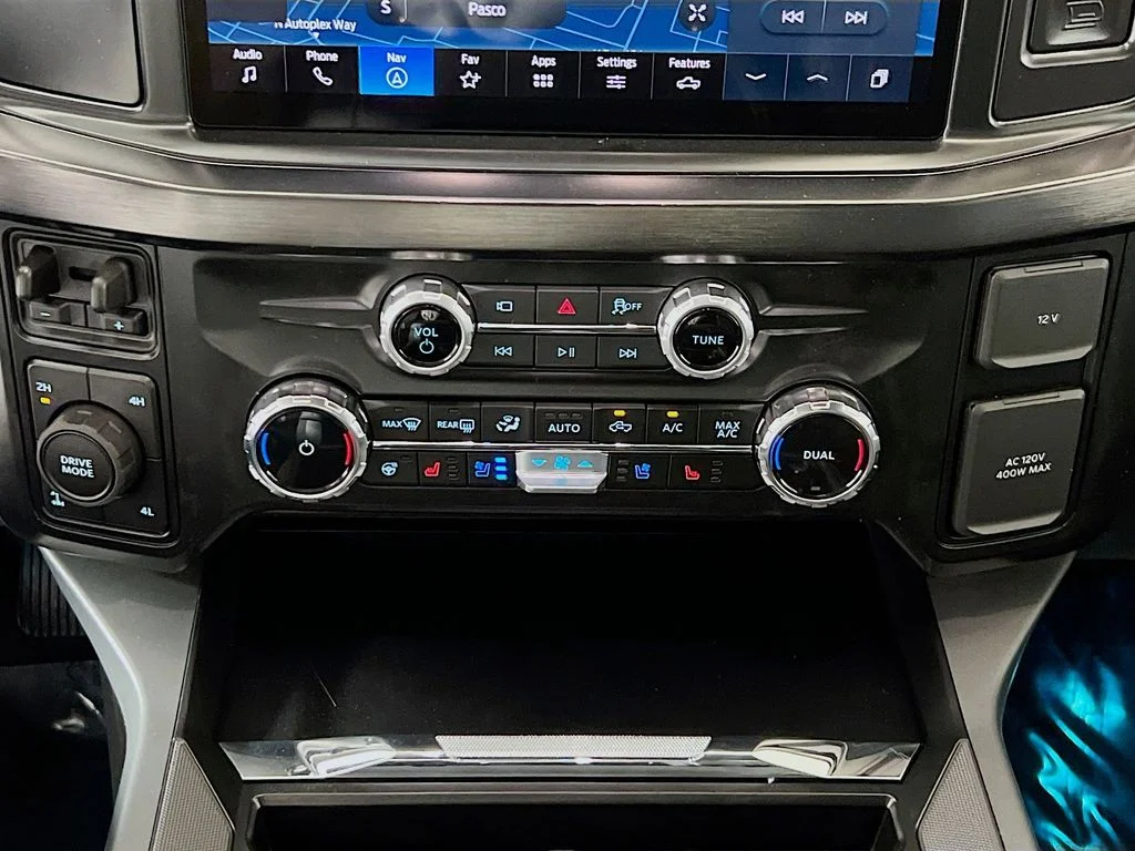 New 2026 Carbonized Gray Metallic Ford Lariat image 9