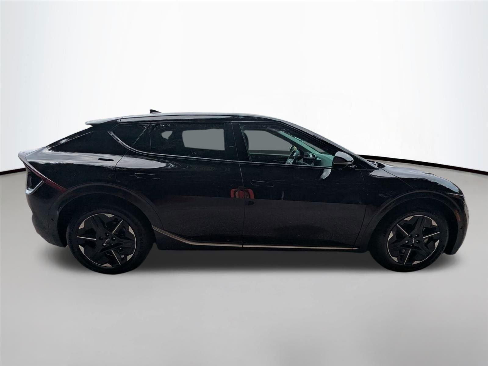 2025 Kia EV6 Wind - Photo 5