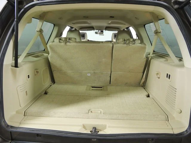 Used 2015 Brown Lincoln Base image 17