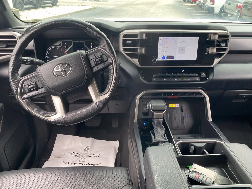 Used 2025 White Toyota SR5 image 8