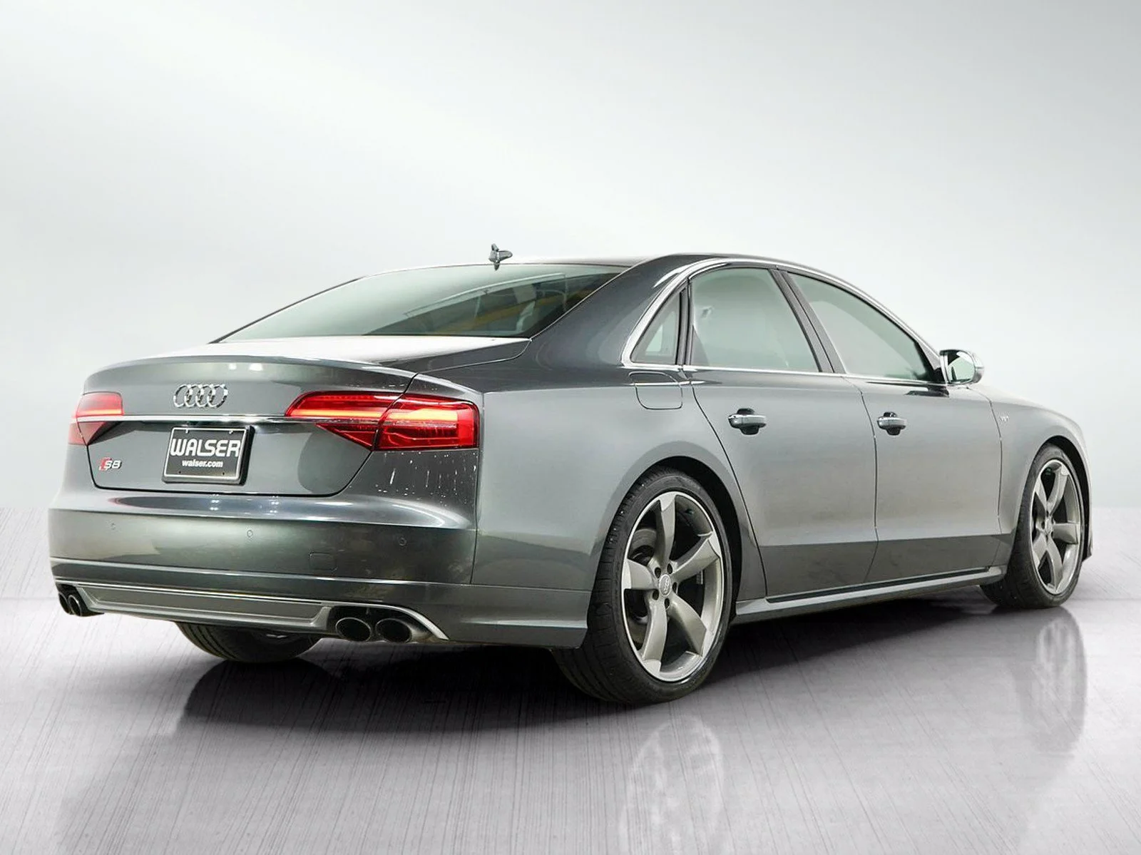 Used 2015 Daytona Gray Pearl Audi 4.0T image 6