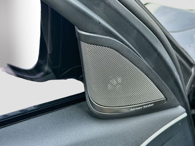 Used 2023 Black BMW 540i image 19