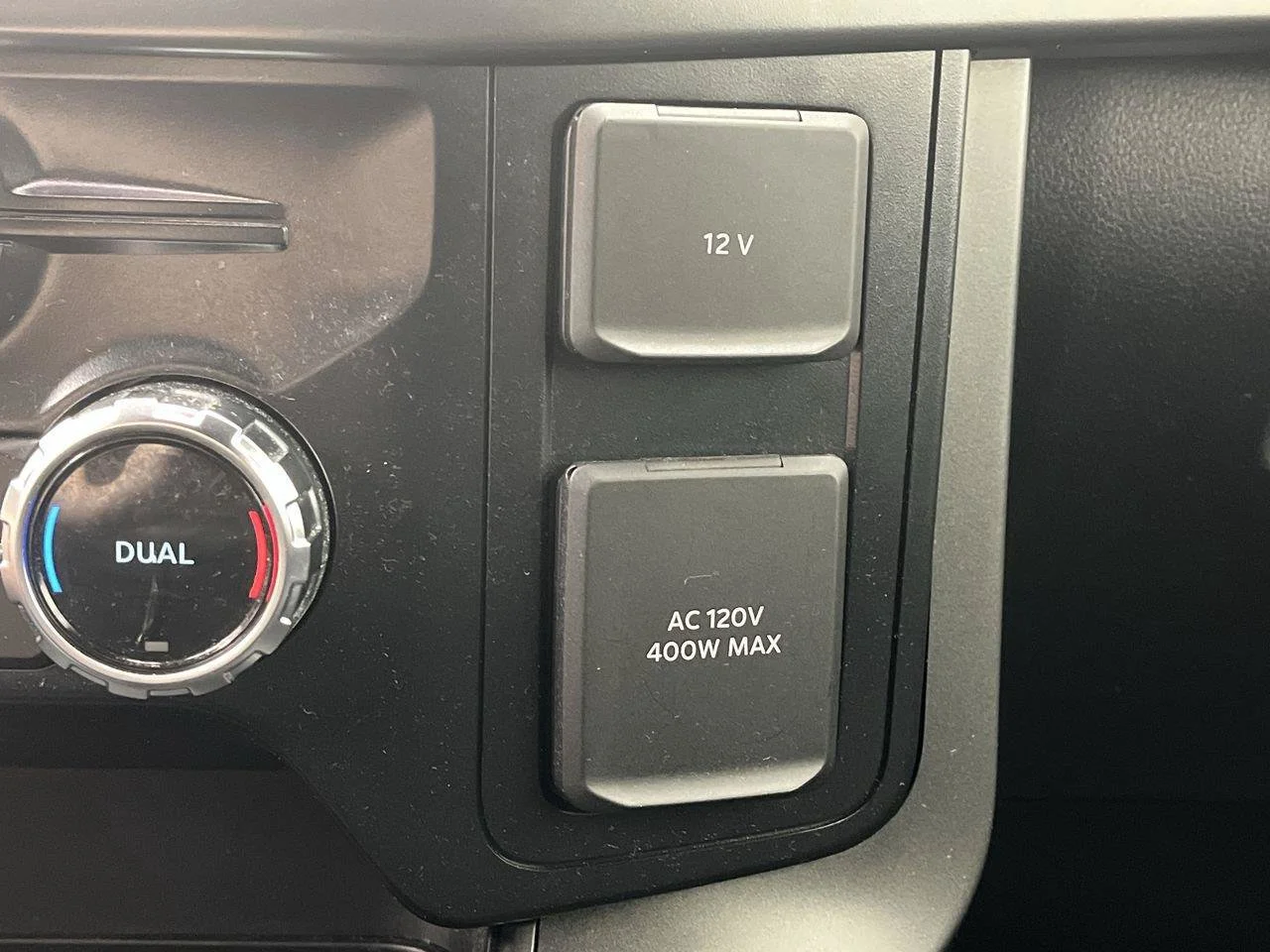 Used 2024 Black Ford XLT image 25