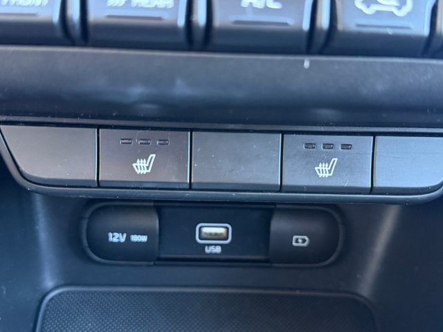 Used 2022 Silver Kia LX image 24
