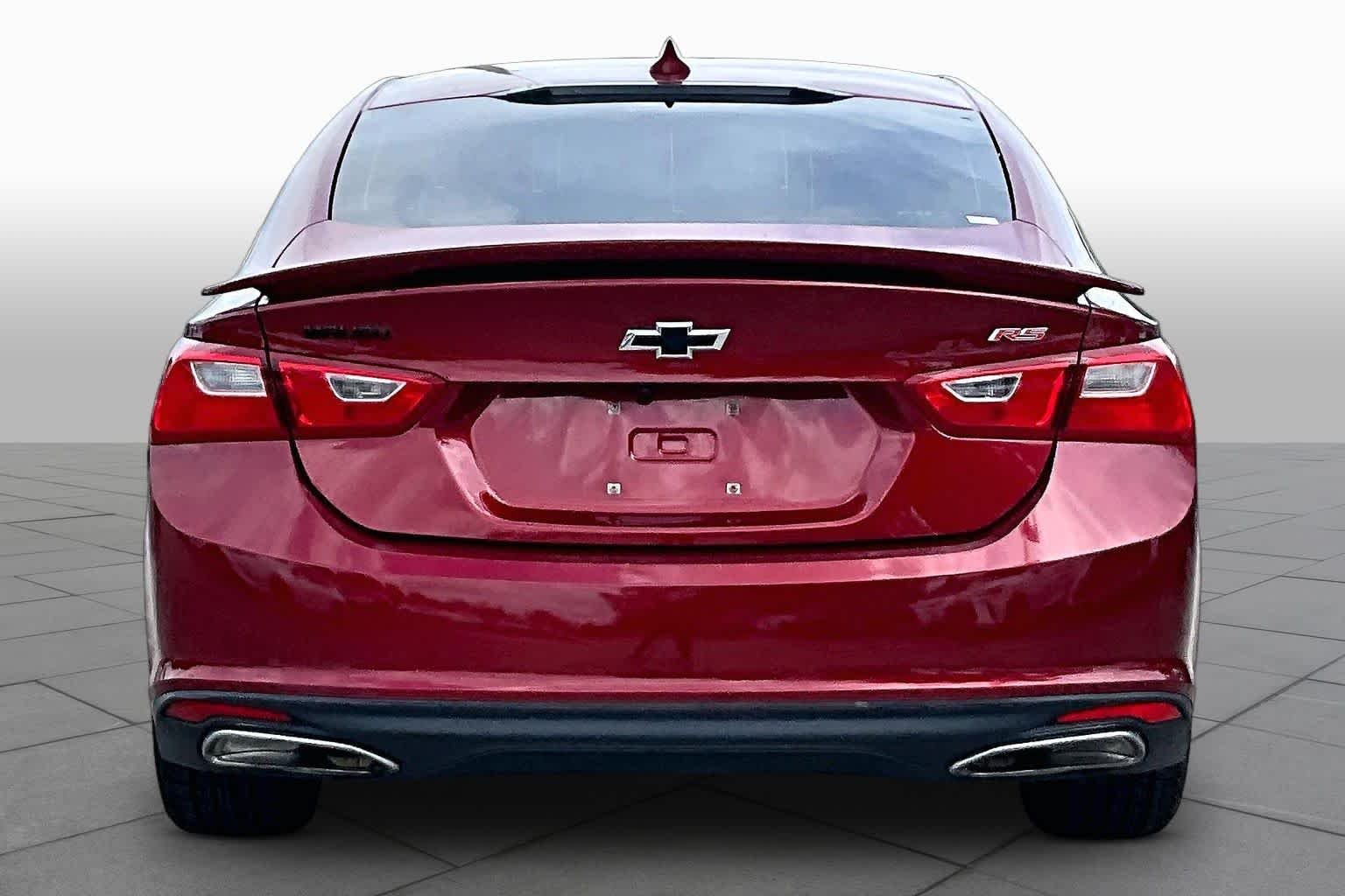 Used 2020 Cajun Red Tintcoat Chevrolet RS image 5