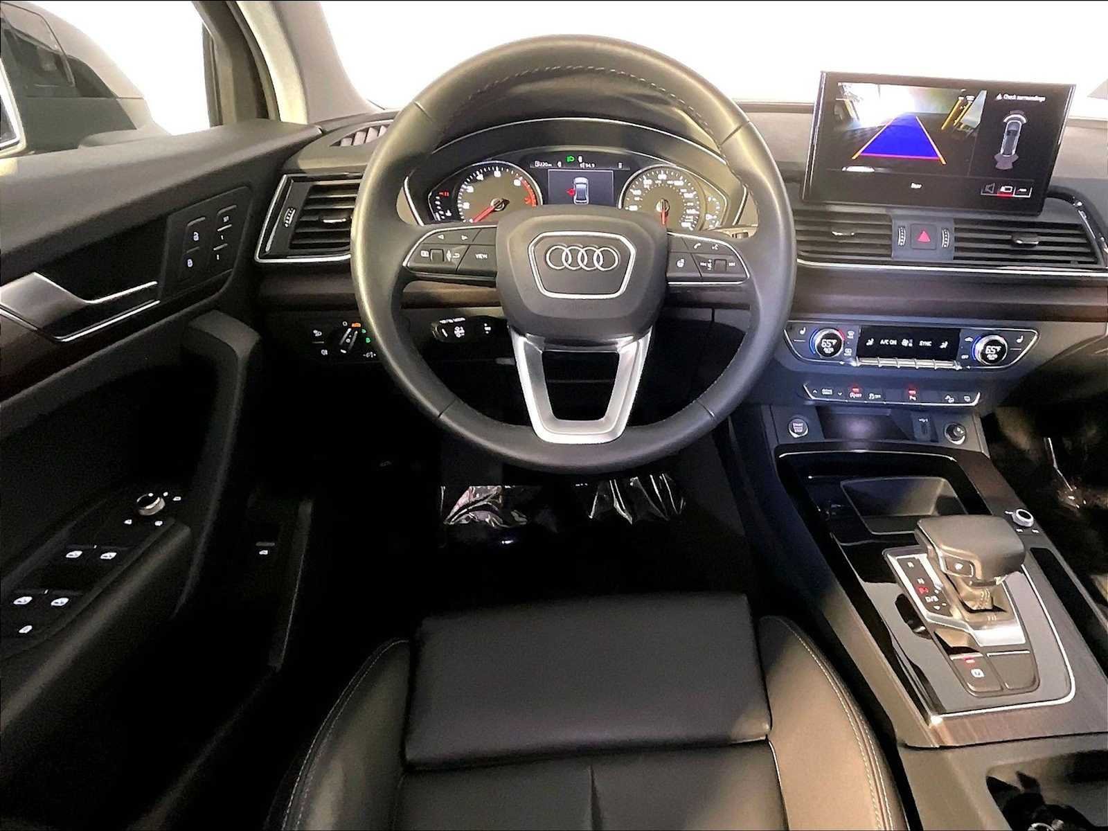 Used 2024 Mythos Black Metallic Audi S line Premium image 13