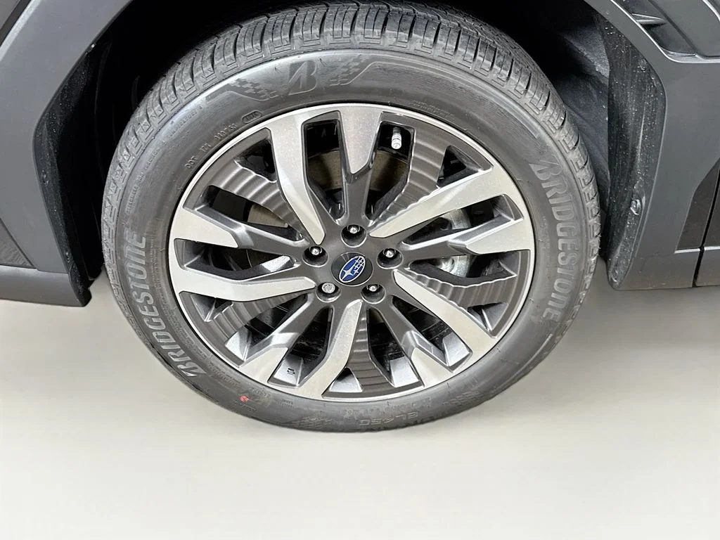 New 2026 CRYSTAL BLACK SILICA Subaru Touring Hybrid image 42